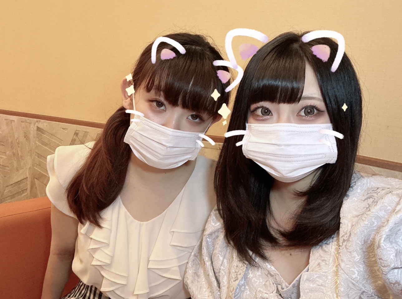 FC2-4318769 【先着20名限定7000pt→2980pt】 以前遊んだ処〇と爆乳の親友と3P種付けの奪い合い。